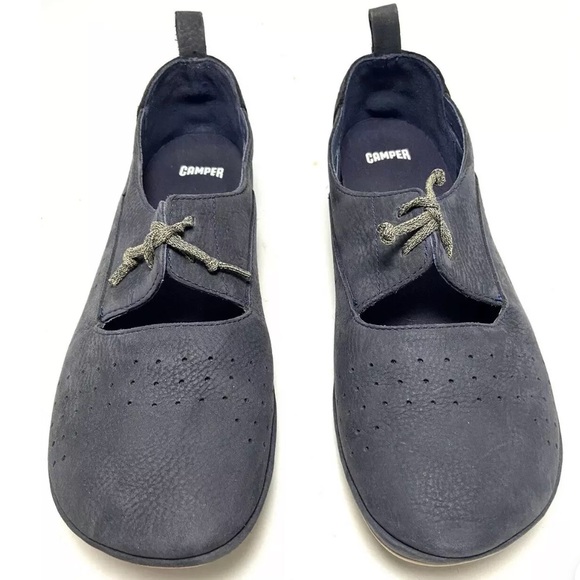 camper right shoes